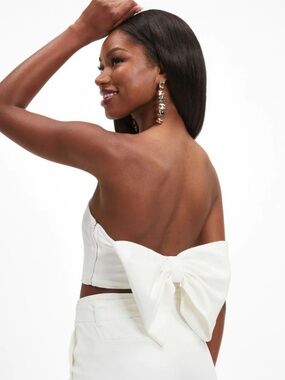 Strapless Crop Top With Bow